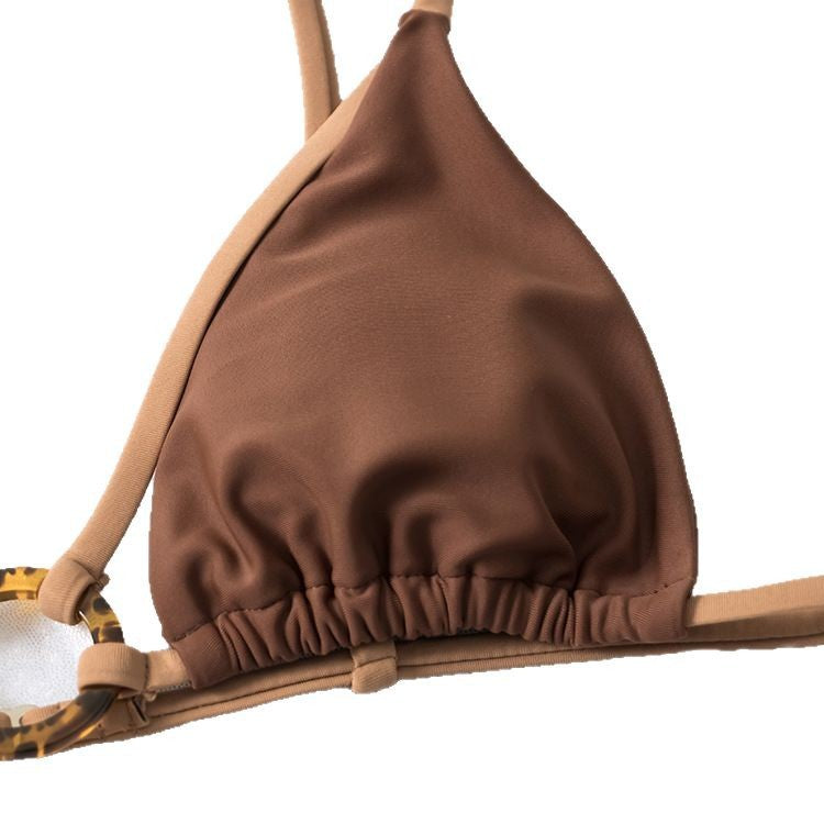 Dame Triangle-Bikini med moderigtige ringdetaljer Skovae