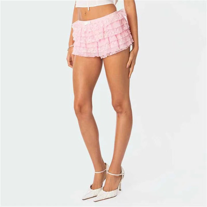 Dame spids-shorts med voluminøse ruffle-detaljer Skovae