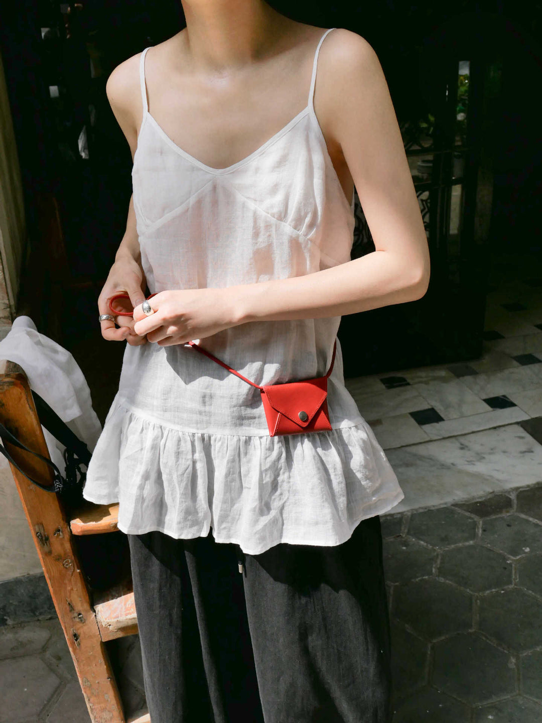 Damer luftigt ærmeløs top med flæse-design Stilla