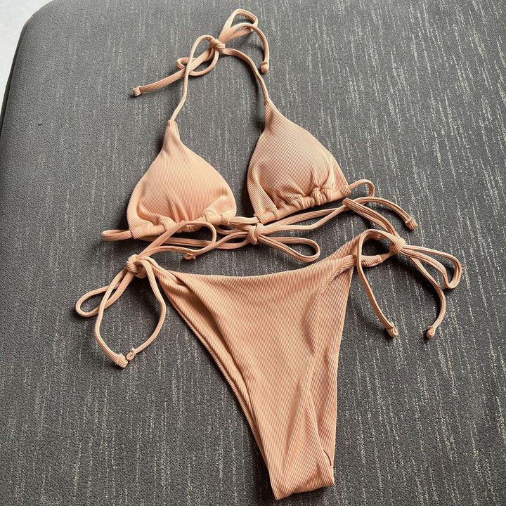Dame Triangel-Bikini-Sæt med Justerbare Bindebånd og Ribbet Design Skovae
