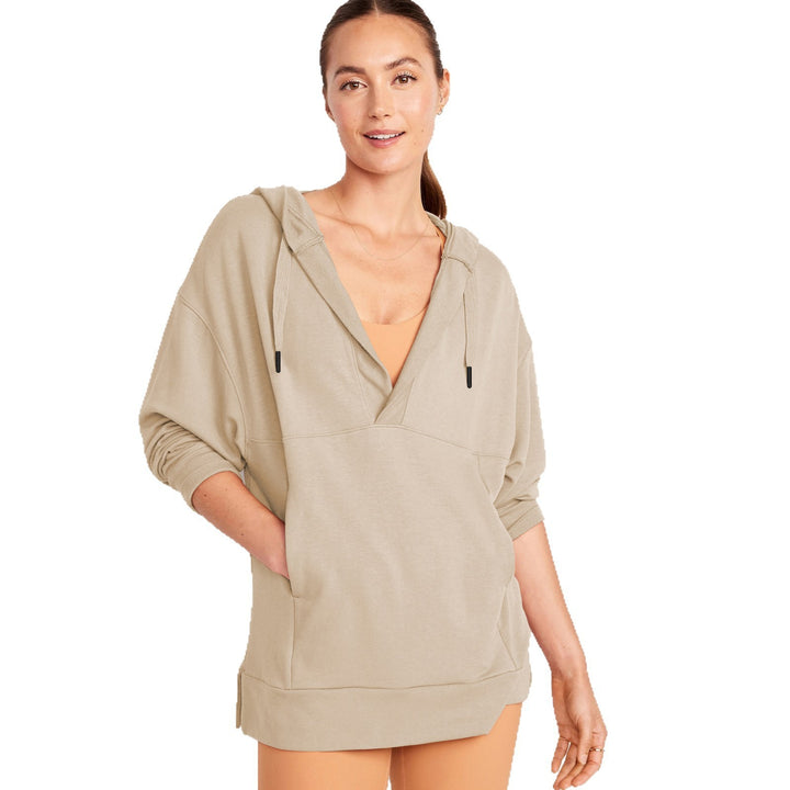Dame Oversized Hoodie med afslappet stil og V-hals Stilla