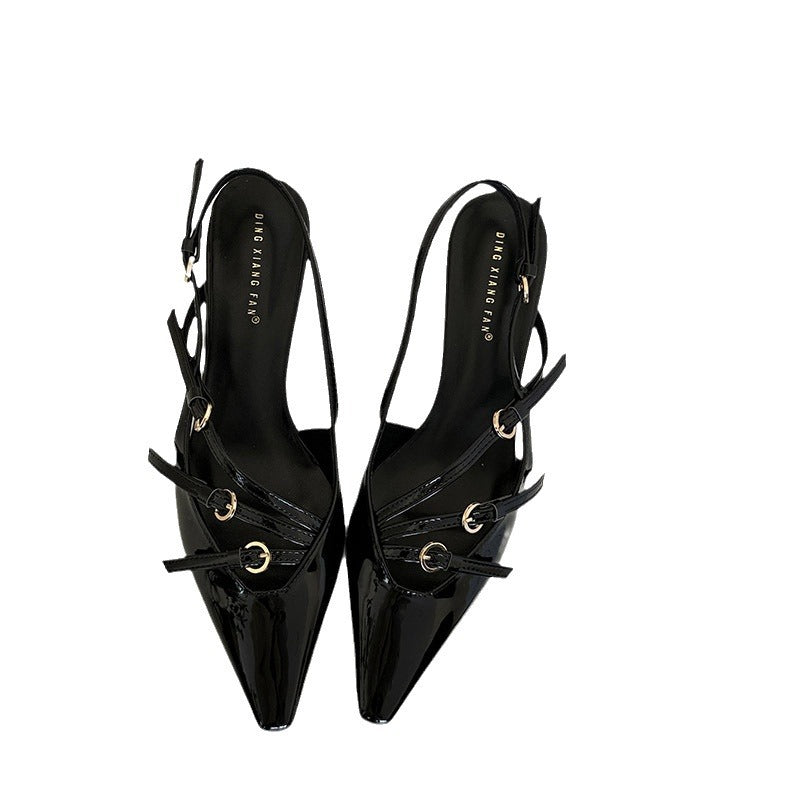 Dame Slingback Pumps med dekorativt remdesign og elegant spidsdesign Stilla