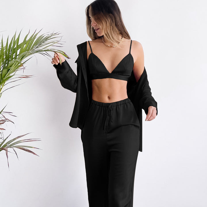 Dame satinere Loungewear-kombination af BH og vide bukser Stilla