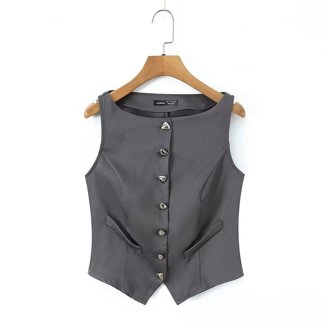 Dame-sæt bestående af figursyet vest og kort nederdel med elegante knapdetaljer Skovae