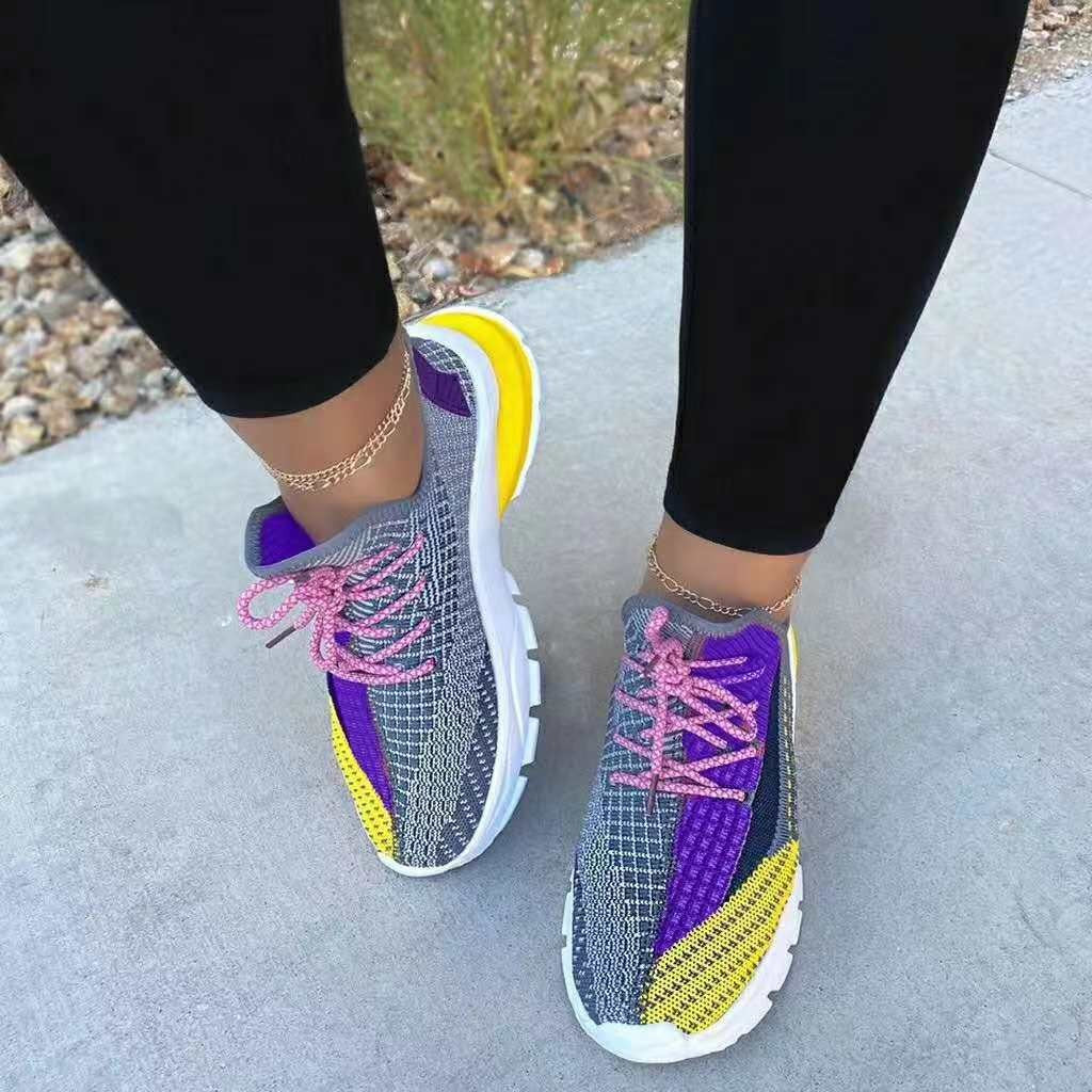 Dame sportsneakers med åndbart overmateriale og dynamisk sål Stilla