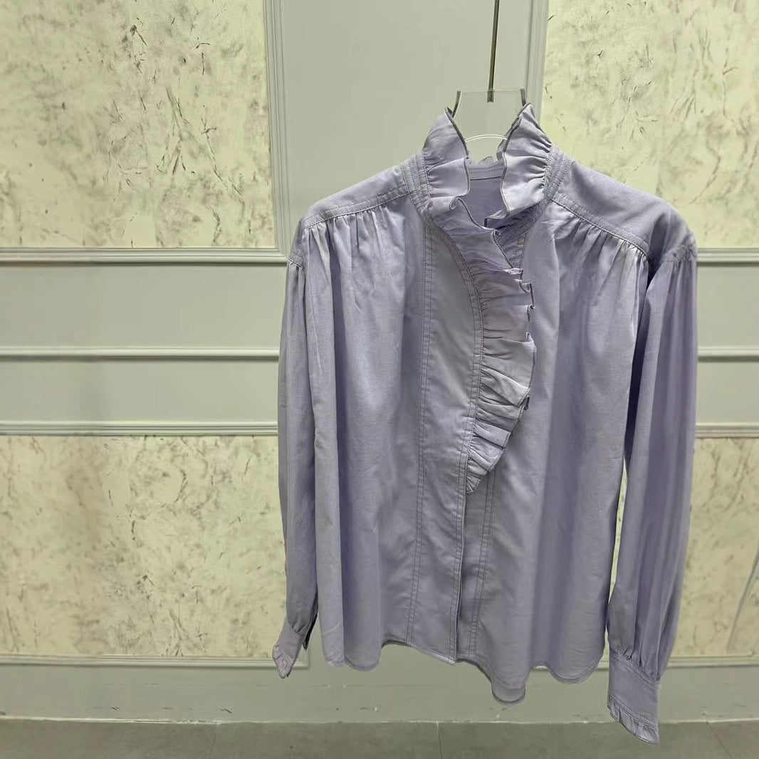 Dame Langærmet bluse med voluminøse ruffles detaljer og elegant krave Stilla