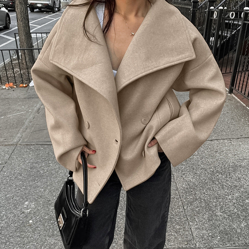 Damer oversized uldfrakke med elegant revers og dobbelt knaplukning Stilla
