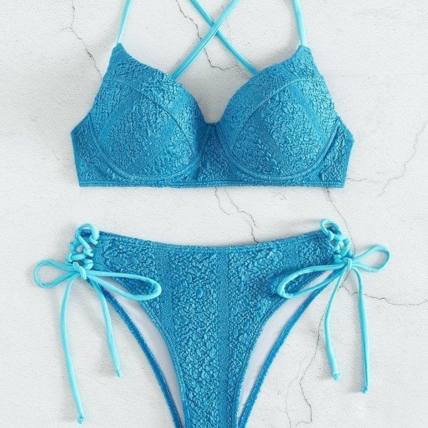 Dame bikini-sæt med raffinerede stropdetaljer og elastisk stof Stilla