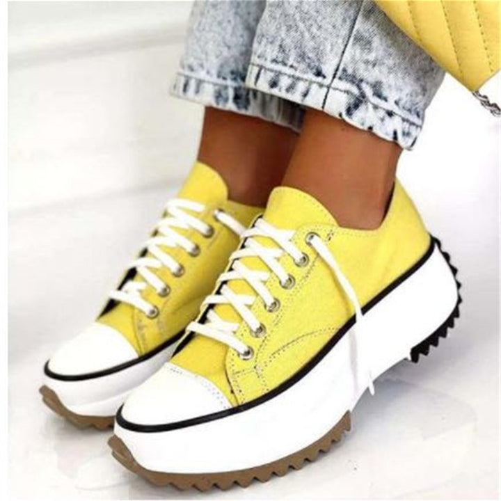 Dame Komfortable Sneakers med støddæmpende plateau sål og kvalitets overmateriale Stilla