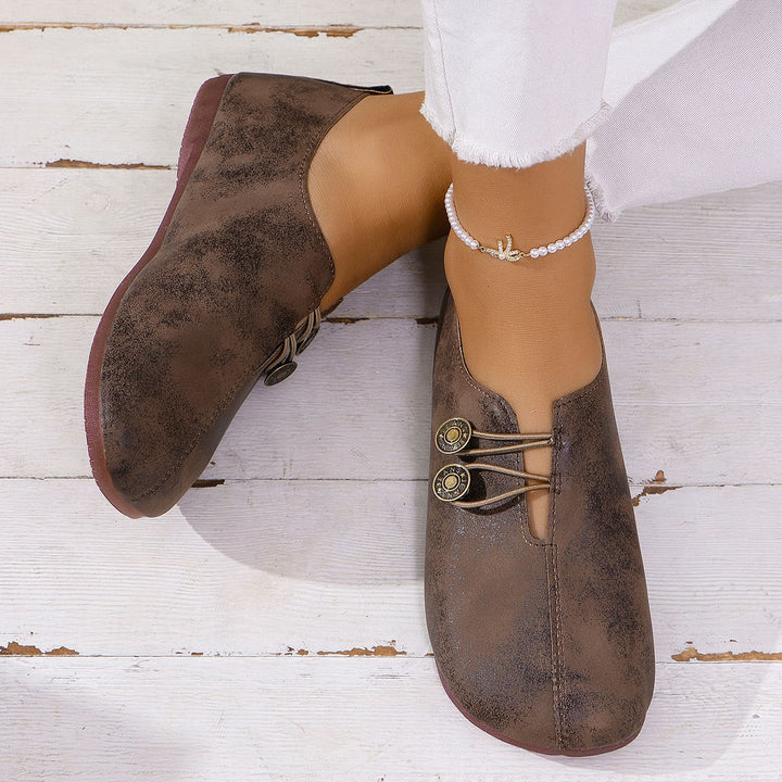 Dame loafers med mode slip-design og dekorative knapdetaljer Stilla