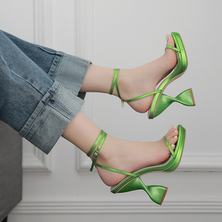 Damer elegante High Heel Sandaler med transparente remme og glitrende overdel Stilla