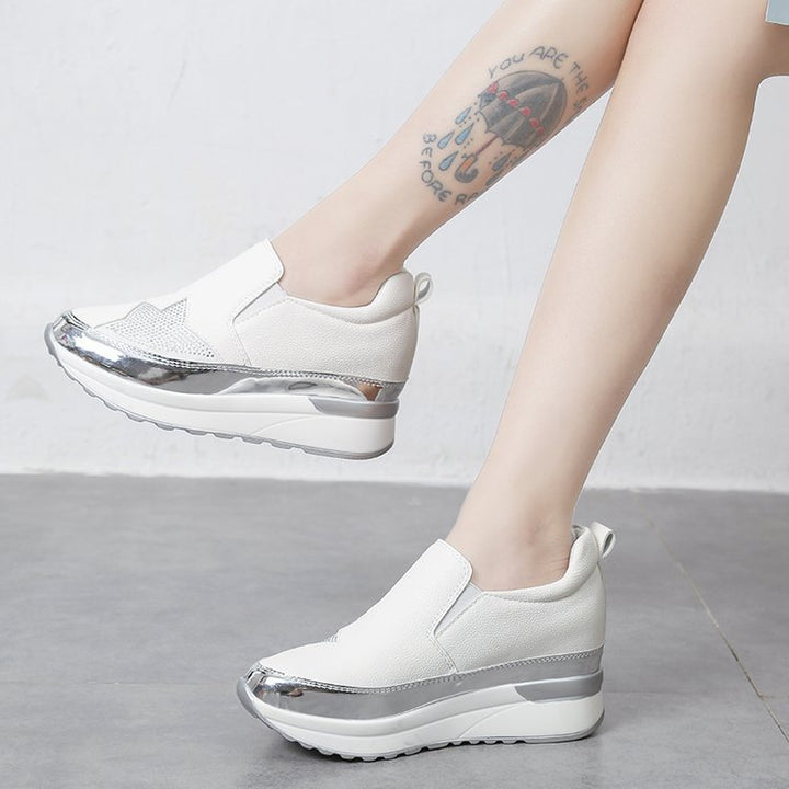 Dame Slip-On Sneakers med fashionable accenter og aftagelig indersål Stilla