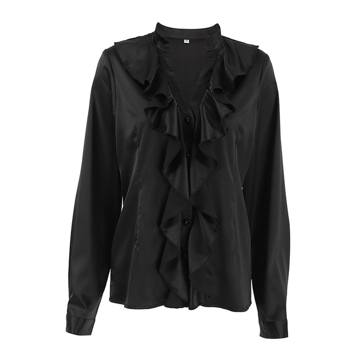 Damebluse med elegante flæsedetaljer og fint satin-finish Stilla