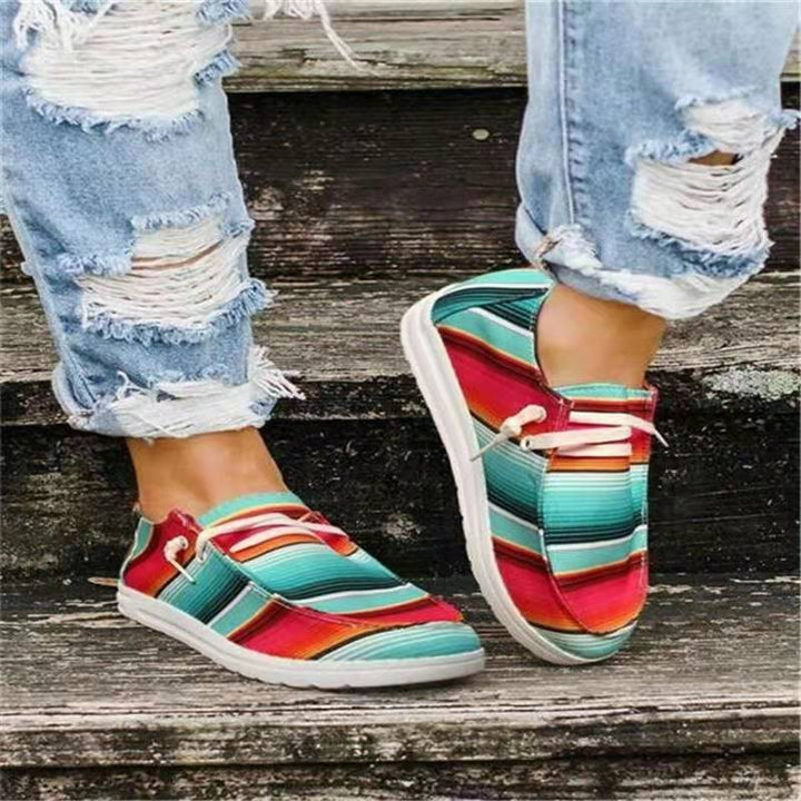 Damer behagelige Slip-On Sneakers med åndbart overmateriale og fleksibel sål Stilla