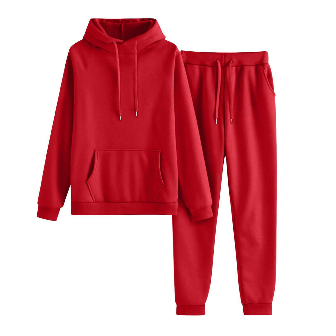 Dame hoodie og jogger sæt i en afslappet pasform med praktiske lommer Skovae