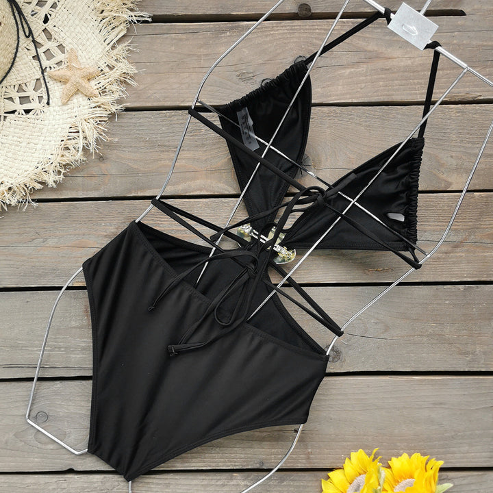 Dame Bikini-sæt med unikt design og dekorativt smykkeelement Stilla