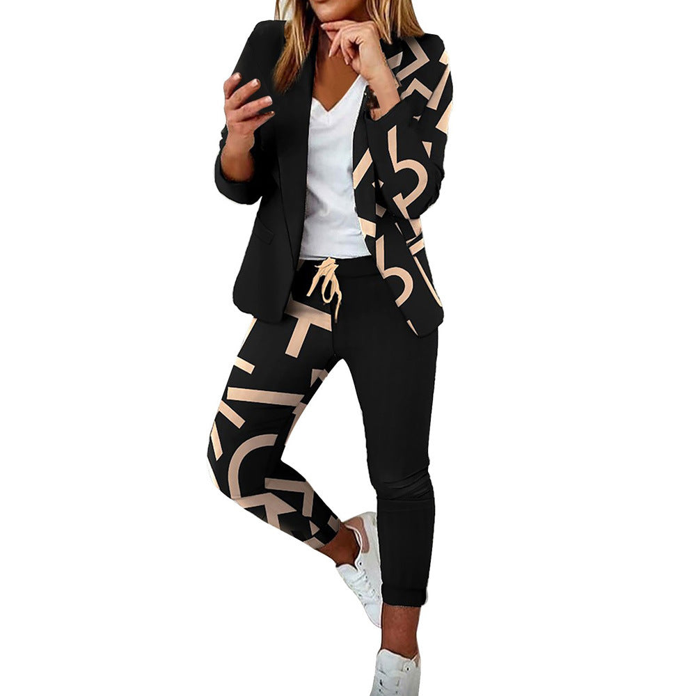 Dame Elegant og trendy blazerset med afslappede bukser Stilla