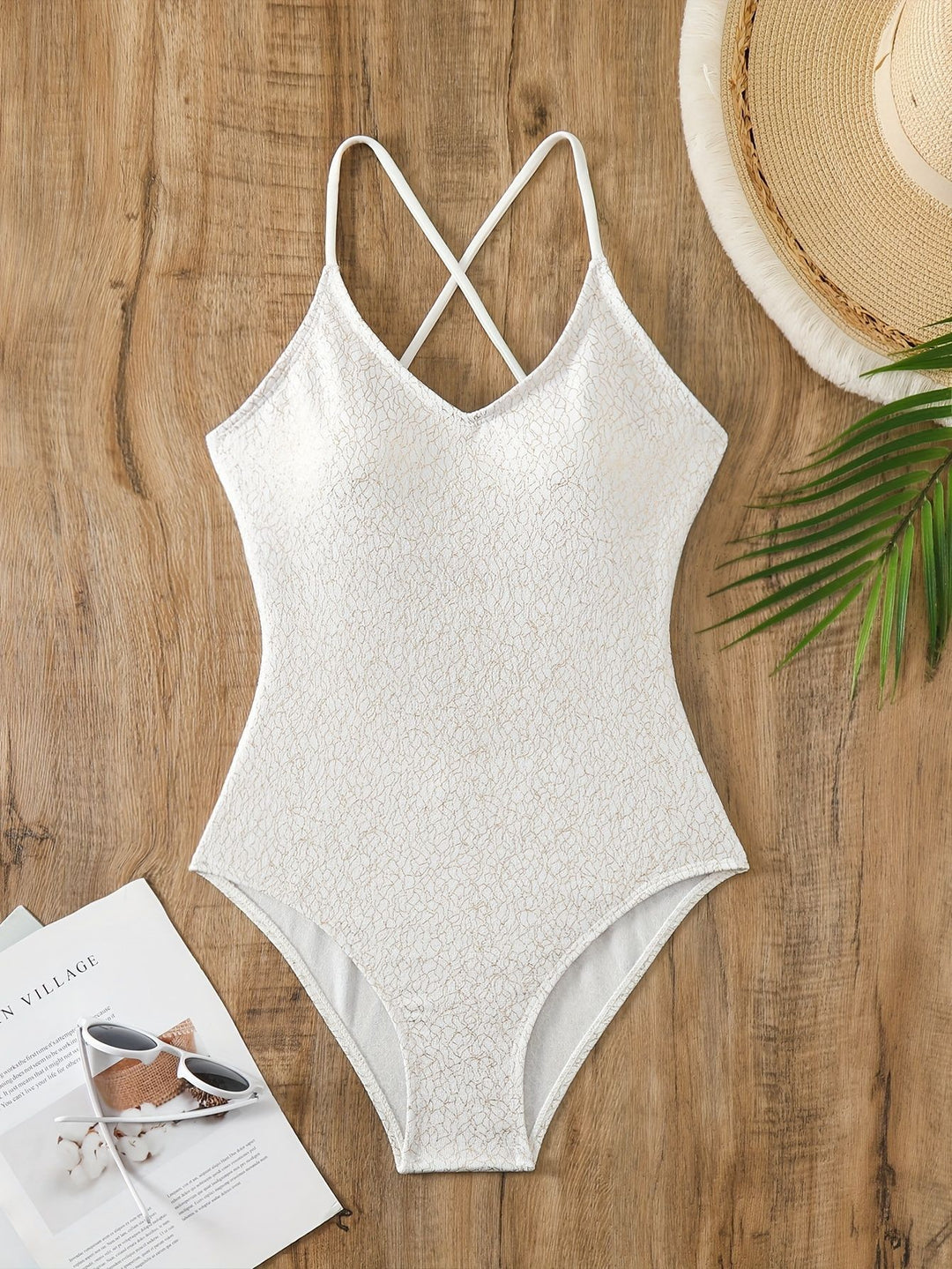 Dame One-Piece Badedragt med raffineret krydsbærer-design Skovae