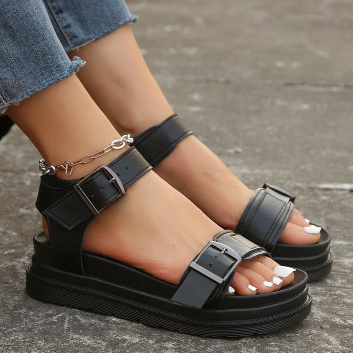 Dame Plateau-sandaler med justerbare remme og skridsikker sål Stilla