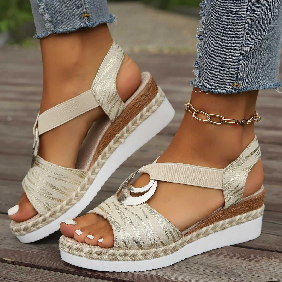 Dame Wedge-sandaler med trendy rebrem og moderigtigt remdesign Stilla
