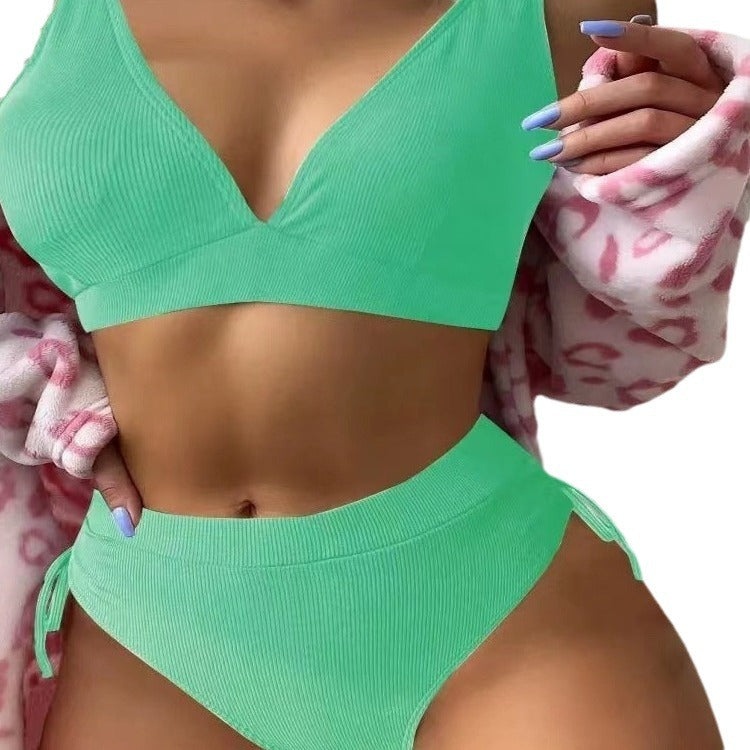 Dame trekant-bikini med justerbare stropper og høj talje Skovae