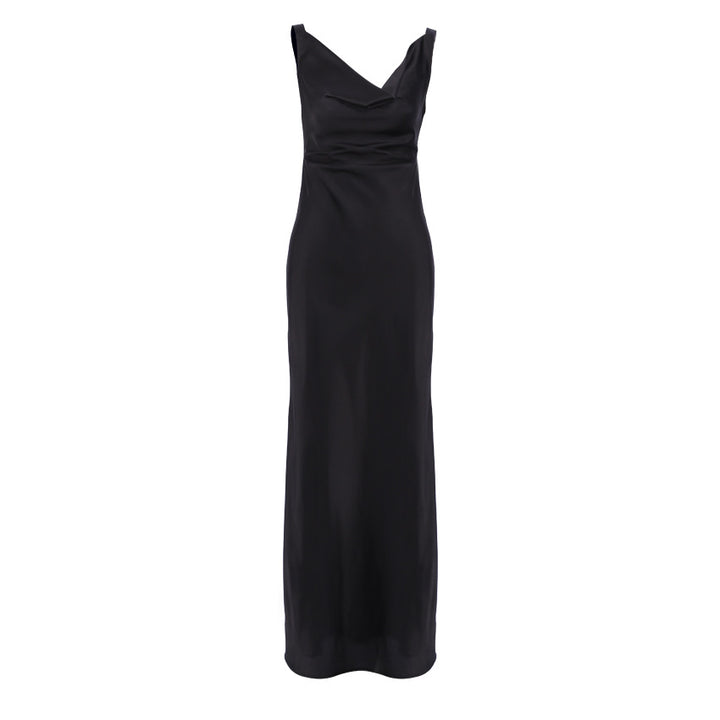 Dame maxi-kjole med elegant V-udskæring og flydende satin-finish Stilla