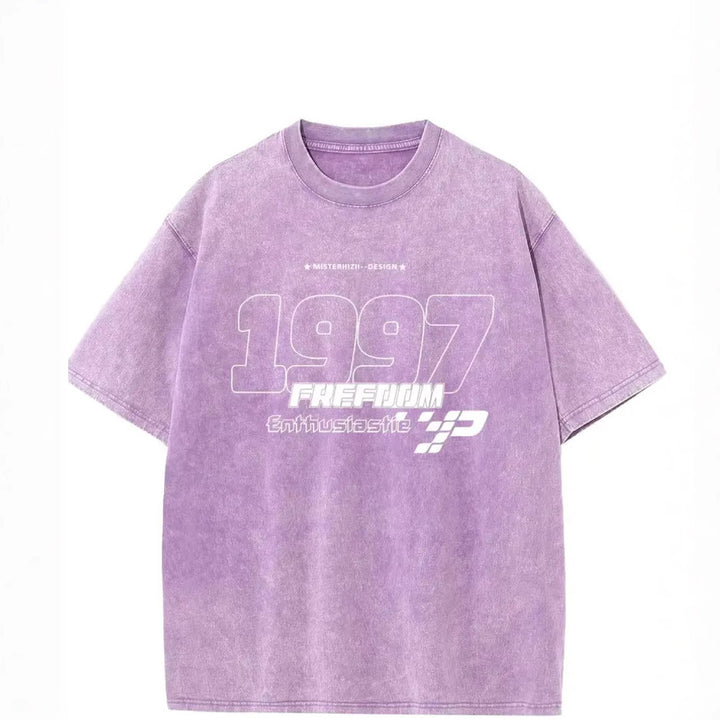 Dame T-shirt med afslappet oversized-snit og moderne grafisk design Stilla
