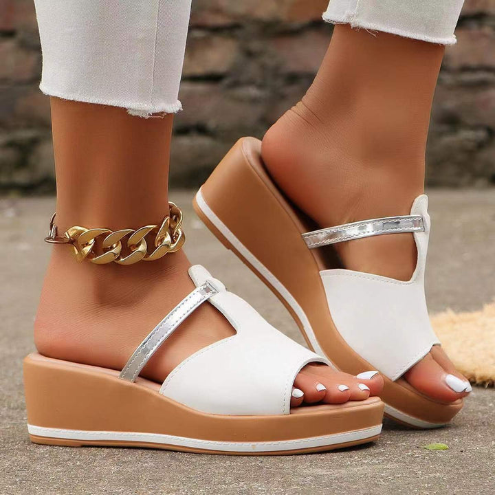 Dame Wedge-sandaler med stilfuldt remdesign og komfortabel sål Stilla