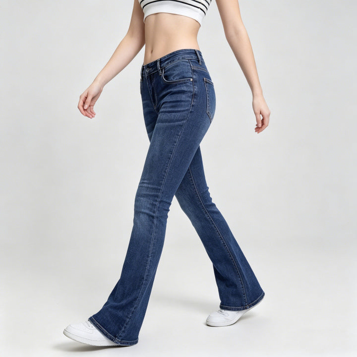 Damer flared jeans i klassisk 70'er årgang look med høj talje Skovae