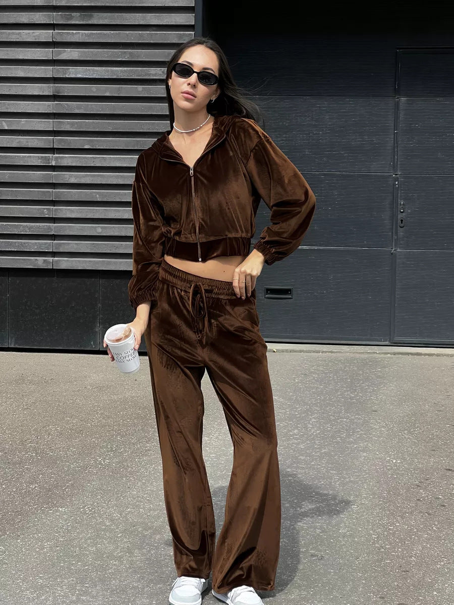 Kvinders velour tracksuit med høj talje og cropped jakke Skovae