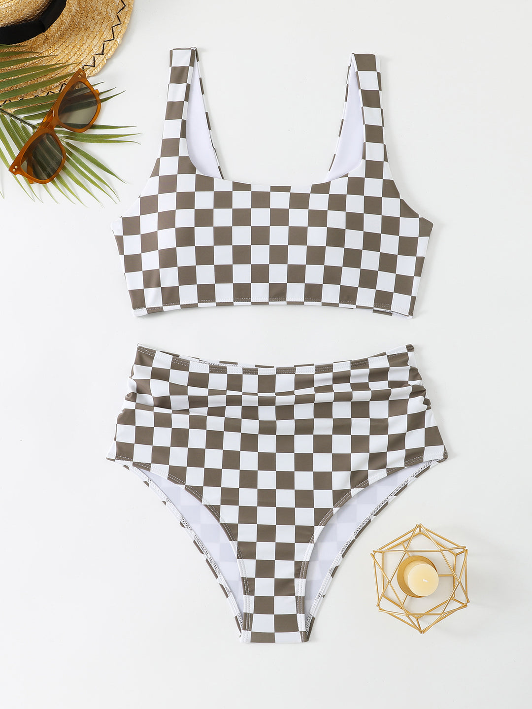 Dame bikini sæt med højskåret trusse og trendy ternet mønster Stilla