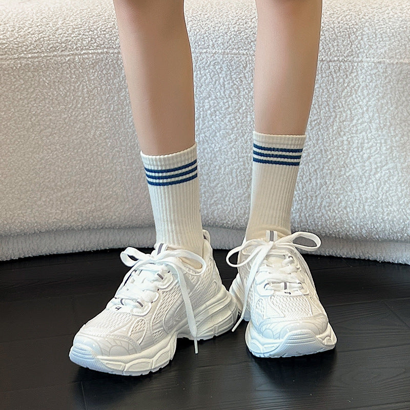 Dame Sporty Sneakers med trendy design og åndbare materialer Stilla