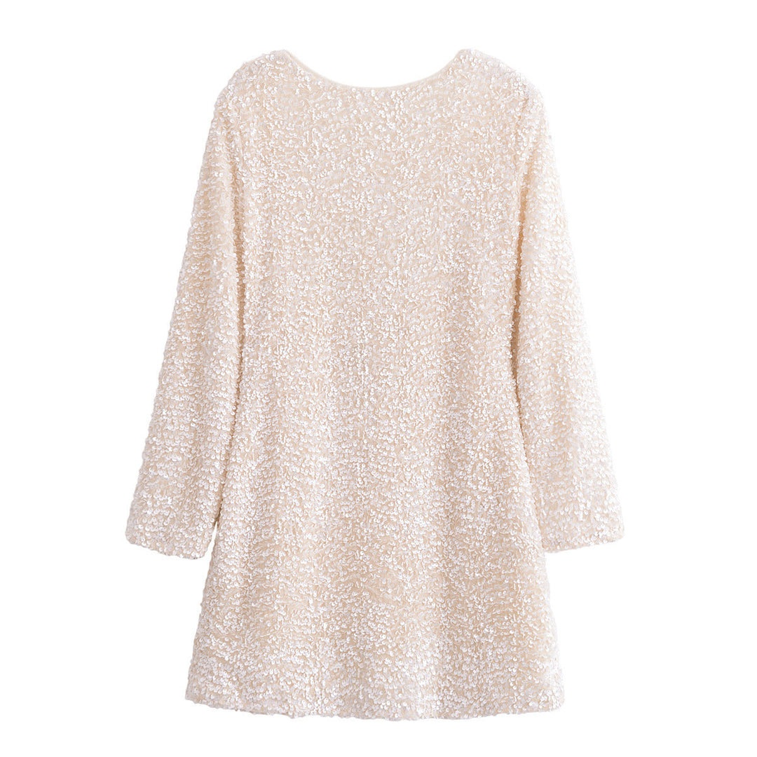 Stilla | Chic Rygfri Mini Kjole