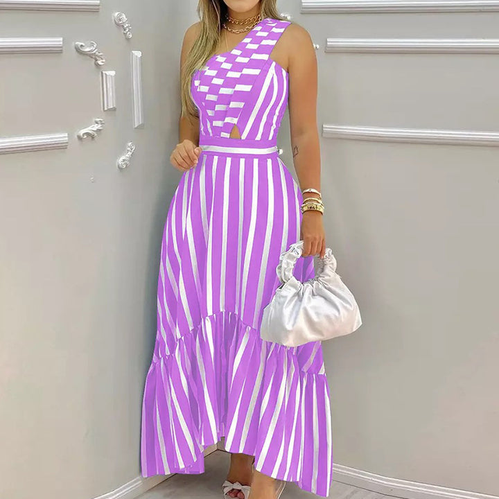Dame maxikjole med asymmetrisk snit og trendy cut-out Stilla