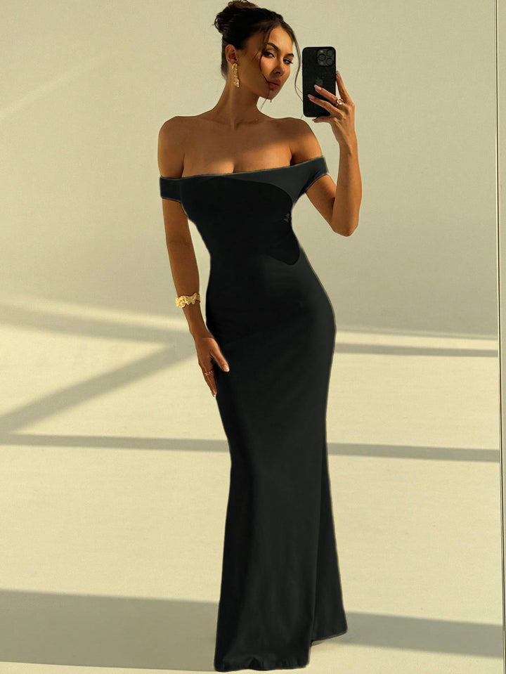 Dame Elegant Off-Shoulder Maxikjole med tætsiddende snit Skovae