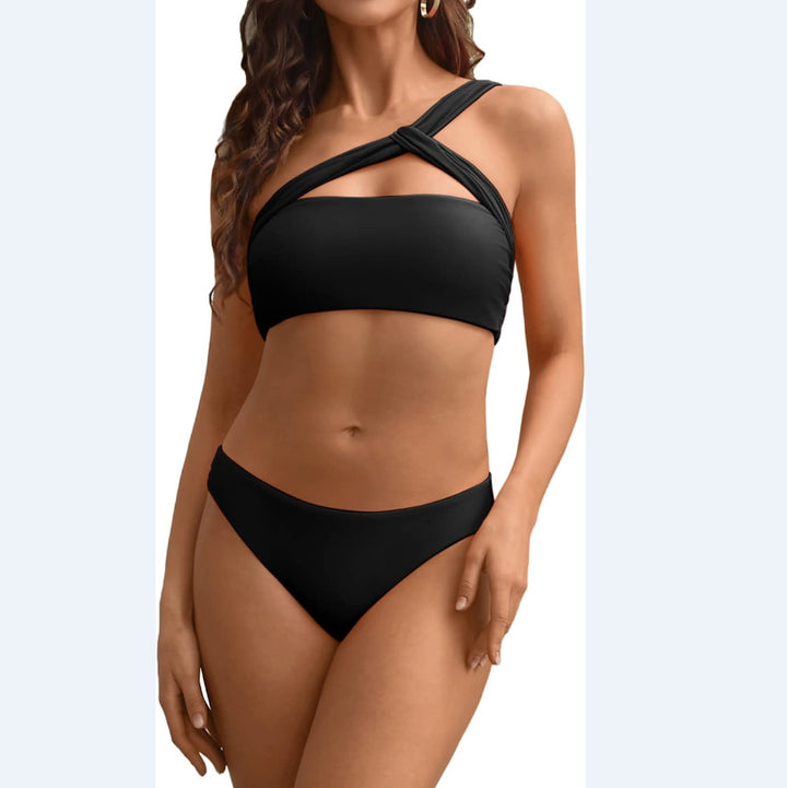 Dame bikinisæt med asymmetrisk design og støttende top Stilla