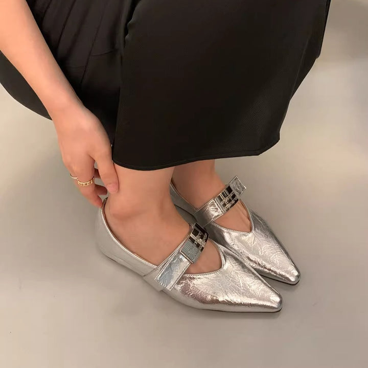 Dame elegante Ballerinas med stilfuld justerbar rem Stilla