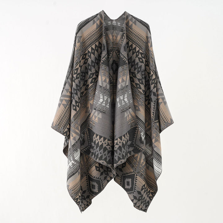 Dame Geometrisk Overhangsponcho med Varmt Materiale og Trendy Mønstring Skovae