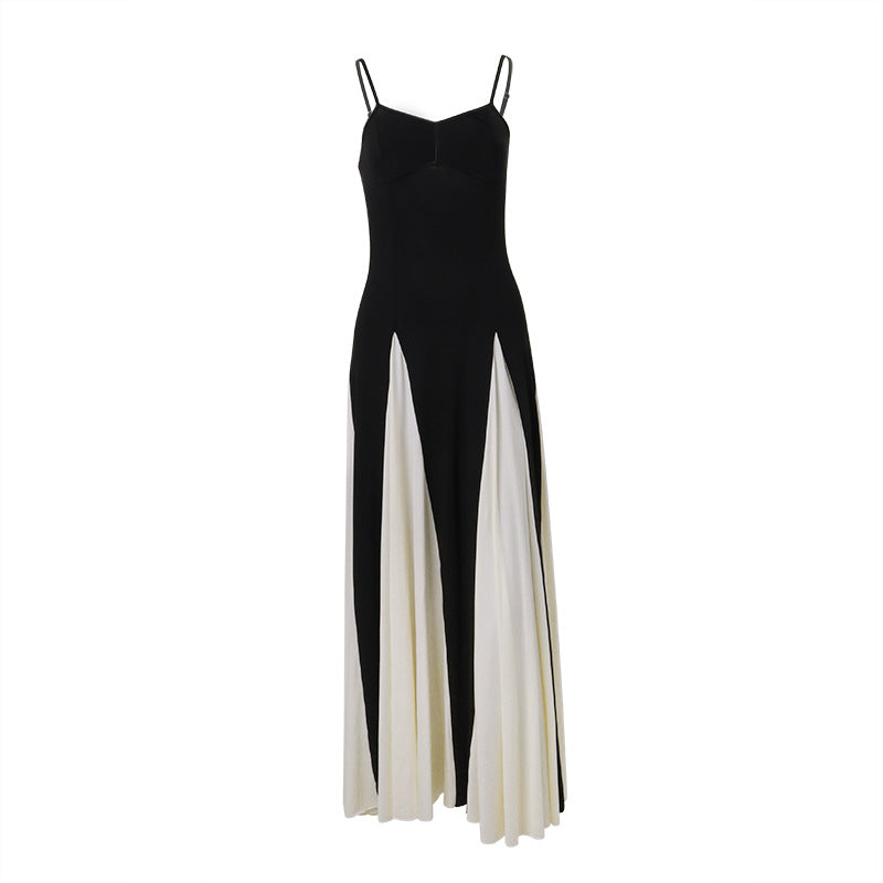 Dame Maxikjole med asymmetrisk snit og elegante stropper Stilla