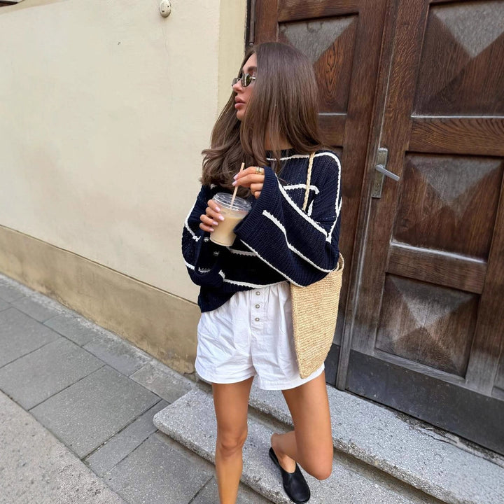 Damer oversized strikket sweater med stribet mønster og kreativ skrifttype Stilla