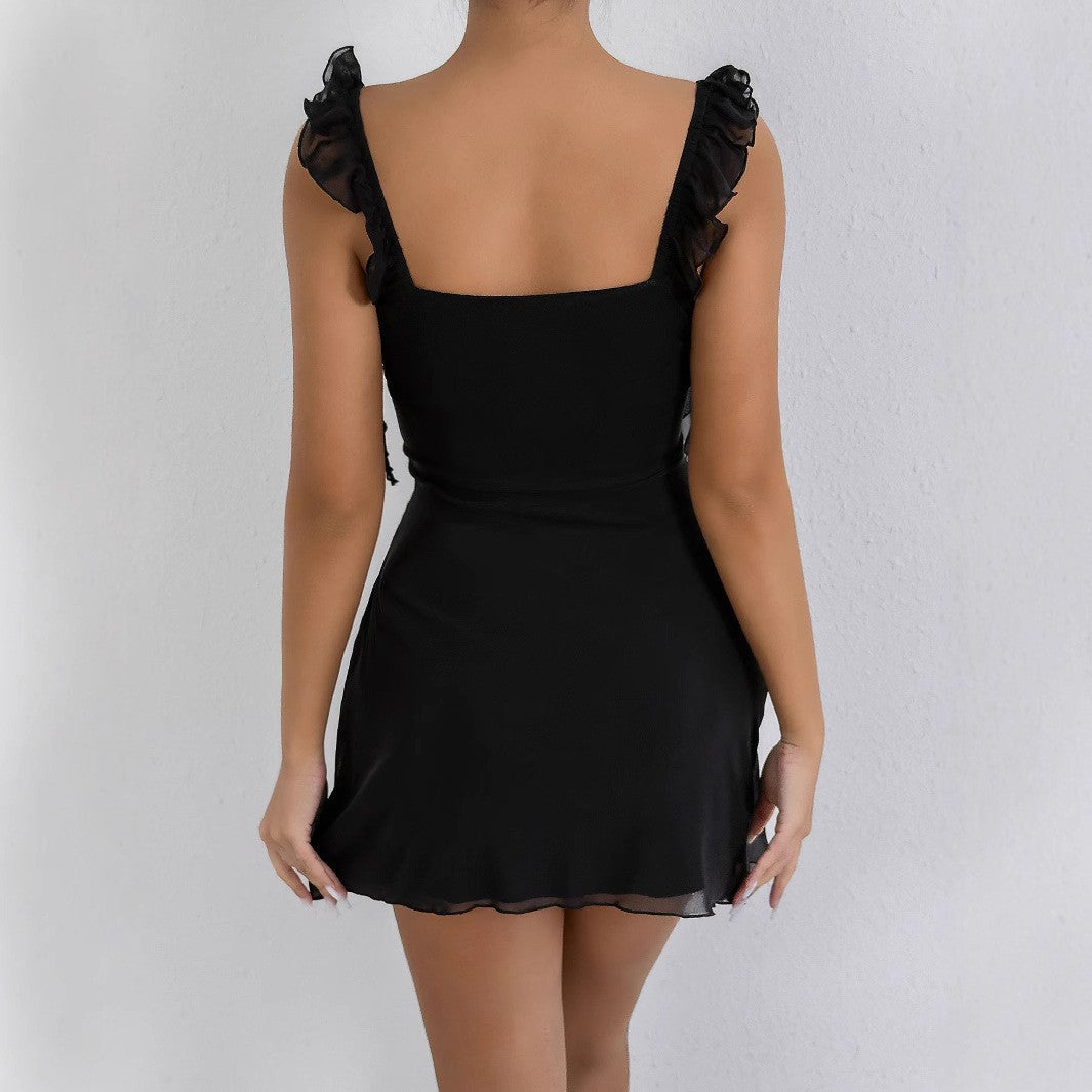 Dame Elegant off-shoulder minikjole med raffineret bånddetalje Skovae