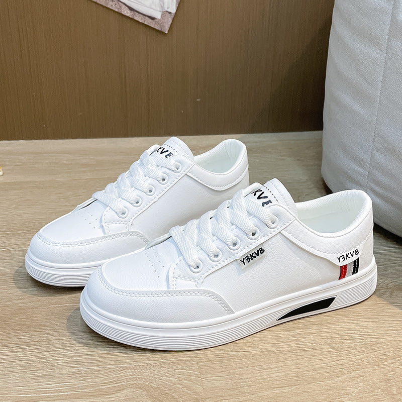Dame Sneakers i minimalistisk design med åndbart overmateriale og behageligt fodseng Stilla