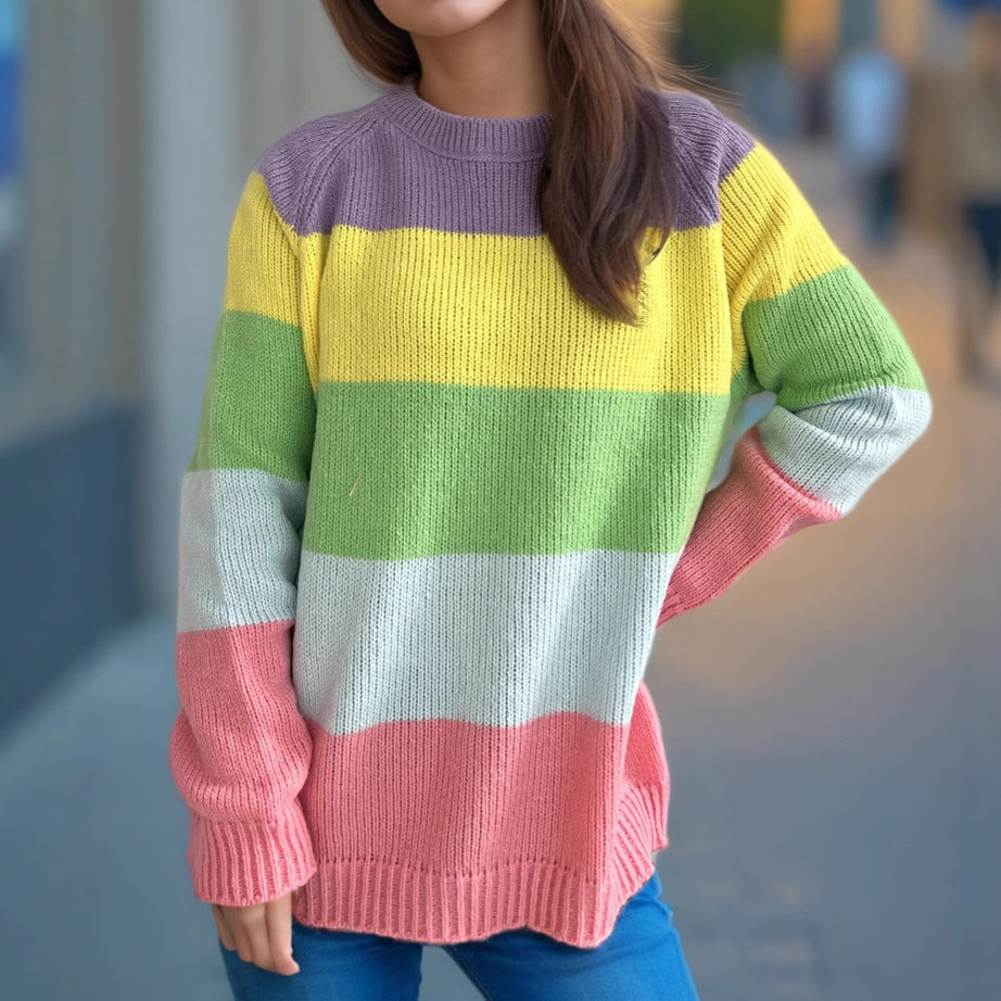 Kvinders stribede strikket sweater med en afslappet pasform og farverigt design Stilla
