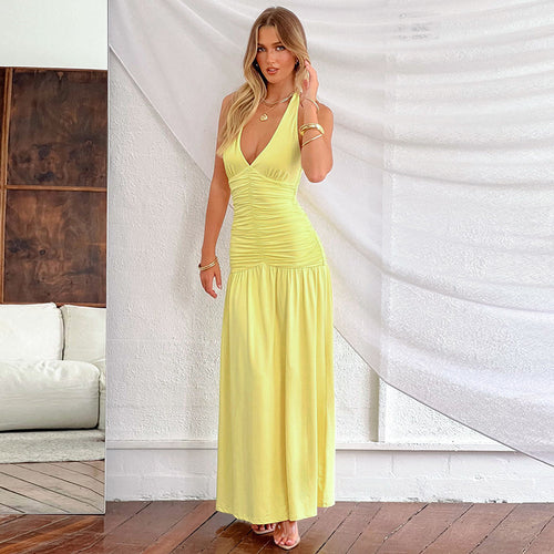 Femme Elegantes Halterneck Maxi-Kjole med Rynkning Stilla