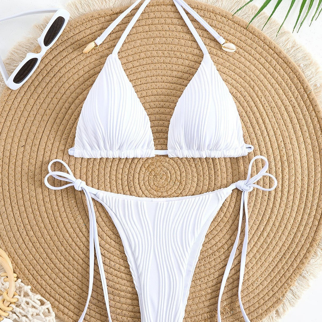 Dame triangel-bikini med flæse-design og individuelt justerbare sidestræk Stilla