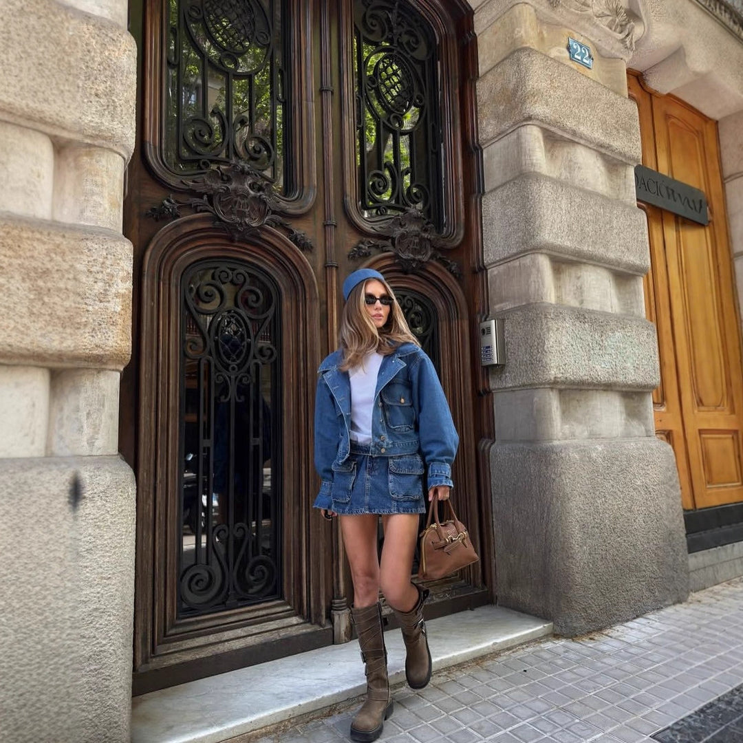 Kvinders fashionable oversized denimjakke med kunstneriske detaljer Stilla
