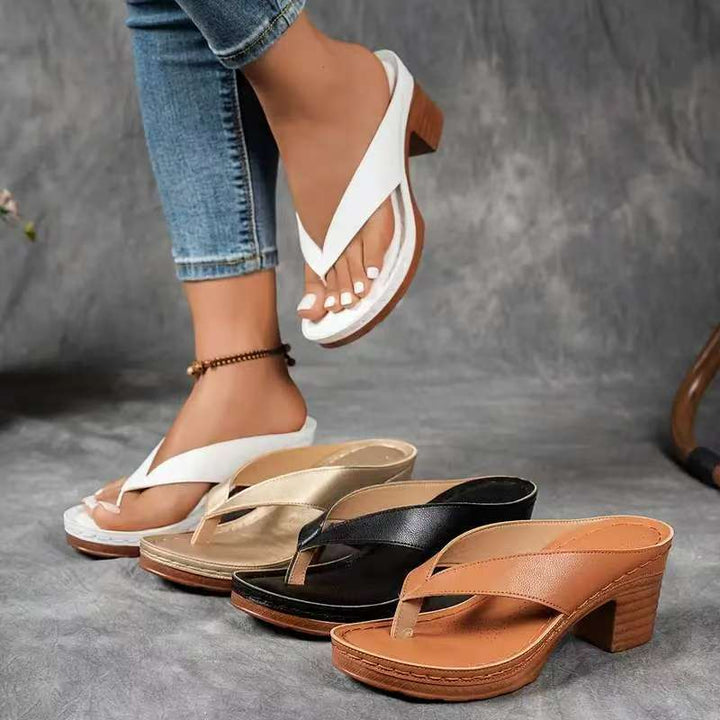 Dame Wedge-sandaler med ergonomisk sål og moderigtige remdesign Stilla