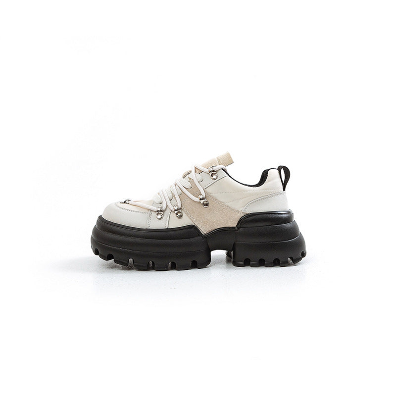 Damer Chunky Sneakers med robust profil og fashionable accenter Stilla