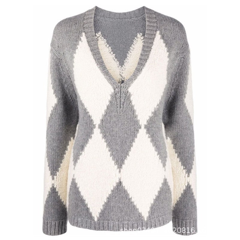 Dame Groft-strikket sweater med V-hals og moderne rombmønster Stilla