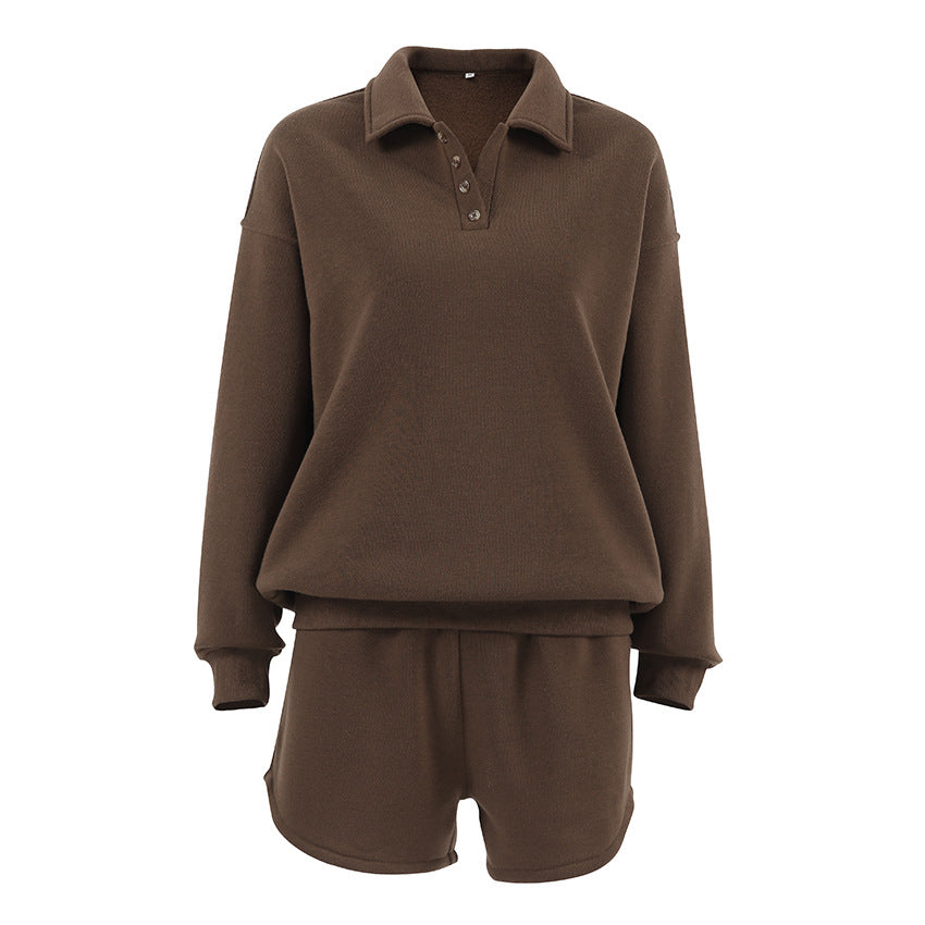 Dame Sporty Lounge-sæt med moderne polokrave og stilfulde shorts Stilla